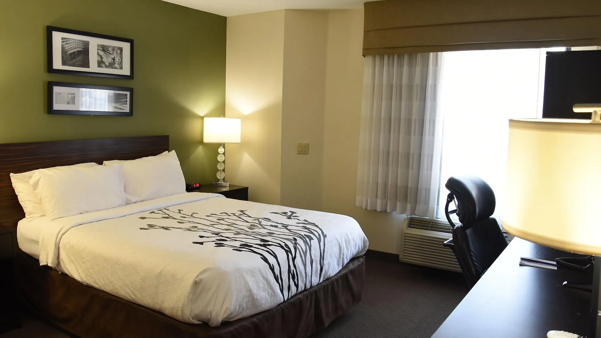 Sleep Inn Airport Phoenix Szálloda